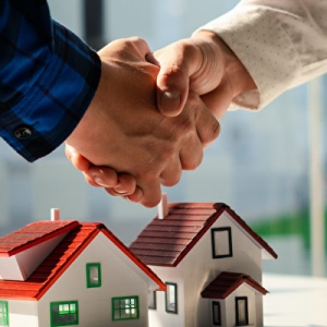 作为买家，在纽约市的房地产交割日，我需要做什么？