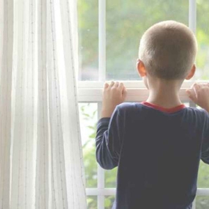 关于加州儿童独自在家的法律