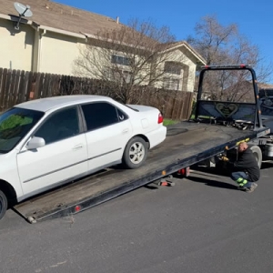 加州法律中的僵尸车处理措施